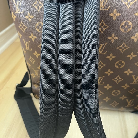Louis Vuitton Josh Monogram Backpack - Picture 4 of 11